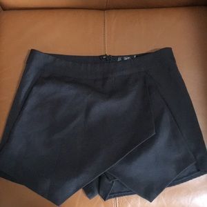 Misguided envelope skirt size 4